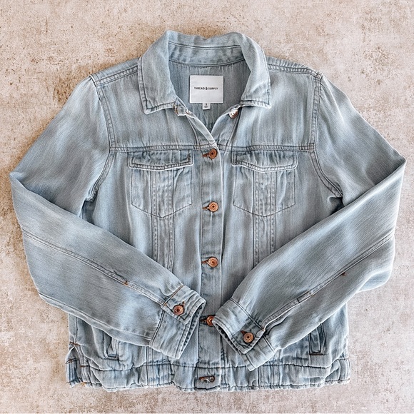 Thread & Supply Tops - Thread & Supply Lightwash Button Down Tencil Jacket Size Small